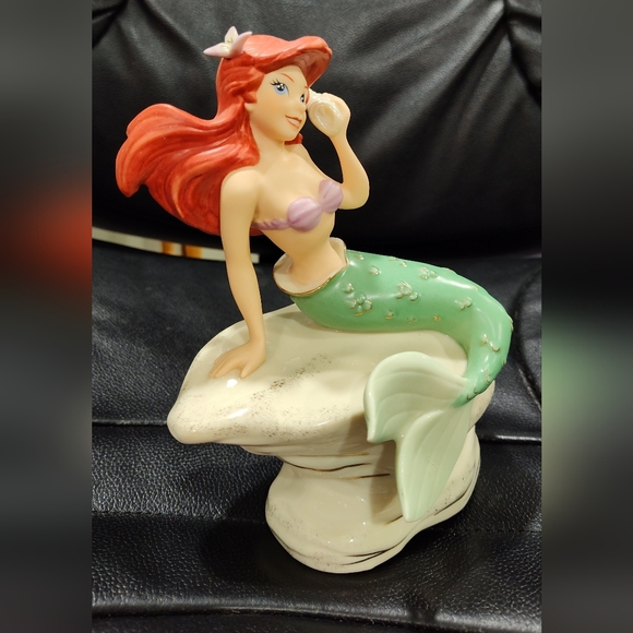LENOX DISNEY SHOWCASE COLLECTION ARIEL "LITTLE MERMAID" SITTING ON ROCK, 7.5 In - Picture 7 of 10